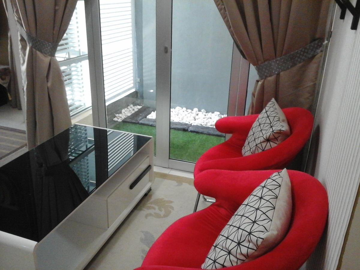 Miker Homestay Seri Iskandar Esterno foto