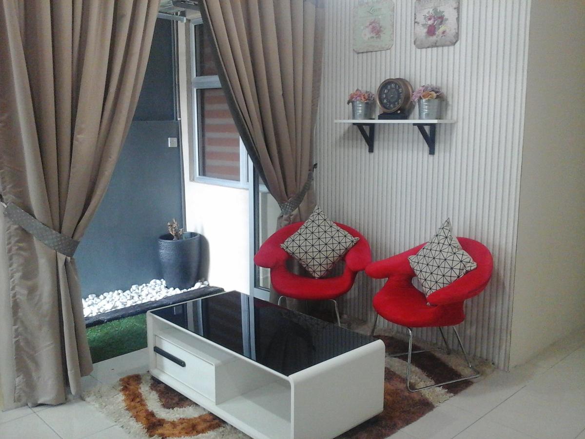 Miker Homestay Seri Iskandar Esterno foto
