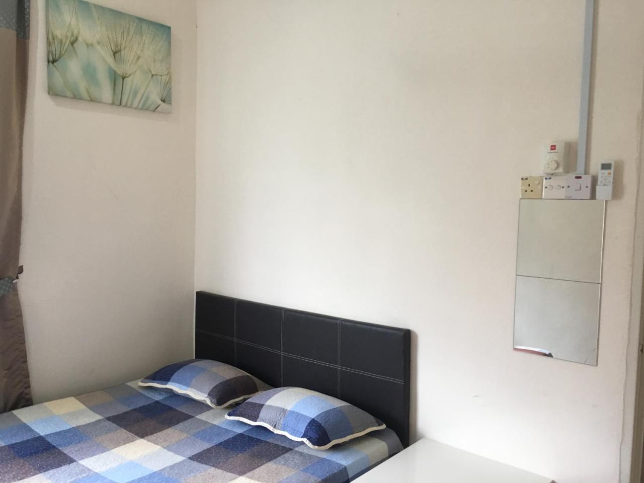 Miker Homestay Seri Iskandar Esterno foto